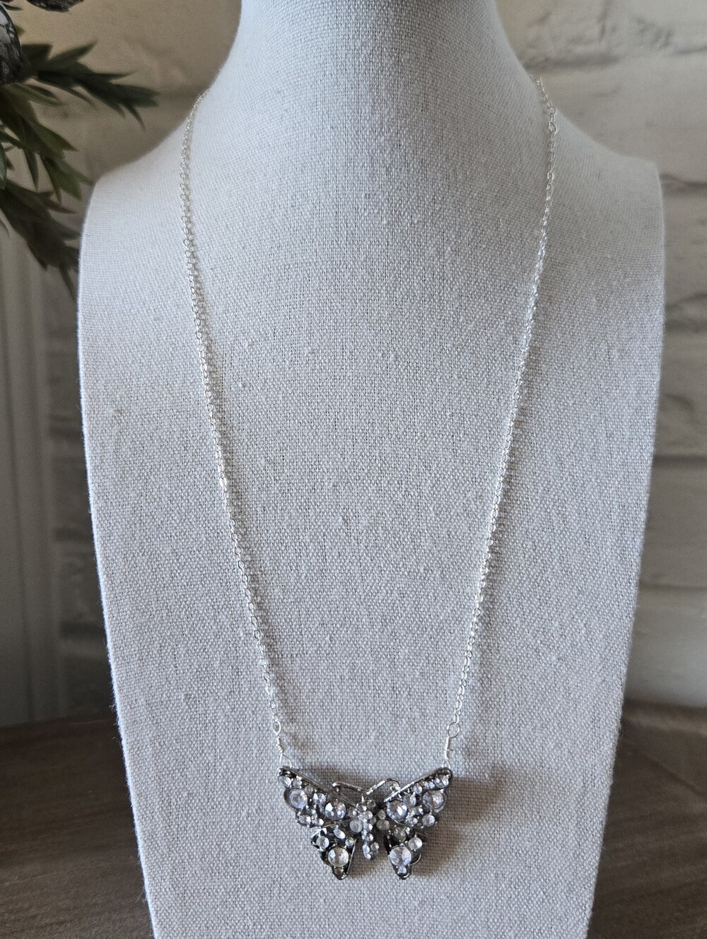 Vtg 50s 60s Rhinestone Butterfly Necklace, Cable Chain, 13-19" Adustable